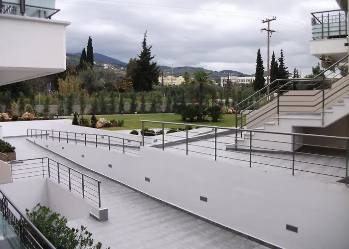 מלון Castello 3*